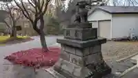 六號神社(鷹栖神社)の狛犬