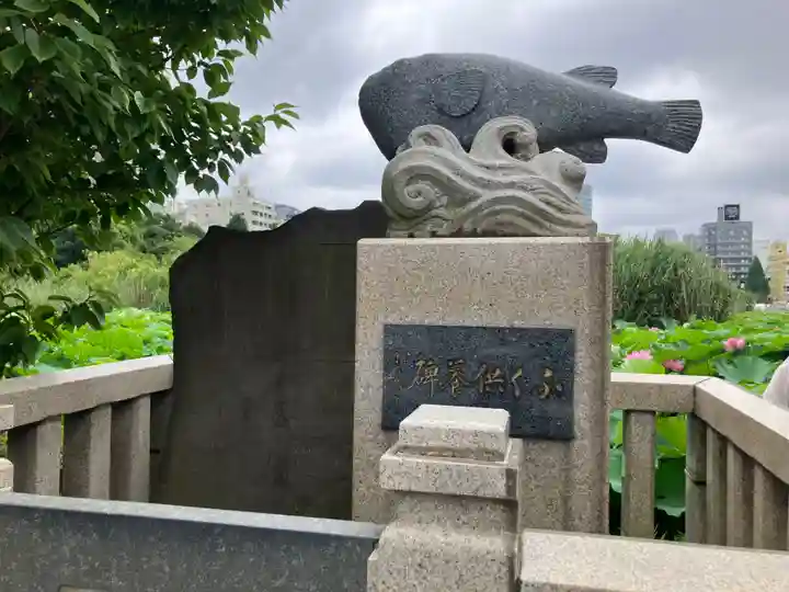 寛永寺不忍池弁天堂(東京都)