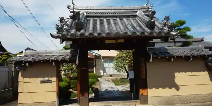 建長寺の山門