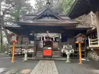 新倉富士浅間神社の本殿・本堂