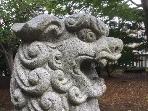 豊川稲荷神社の狛犬