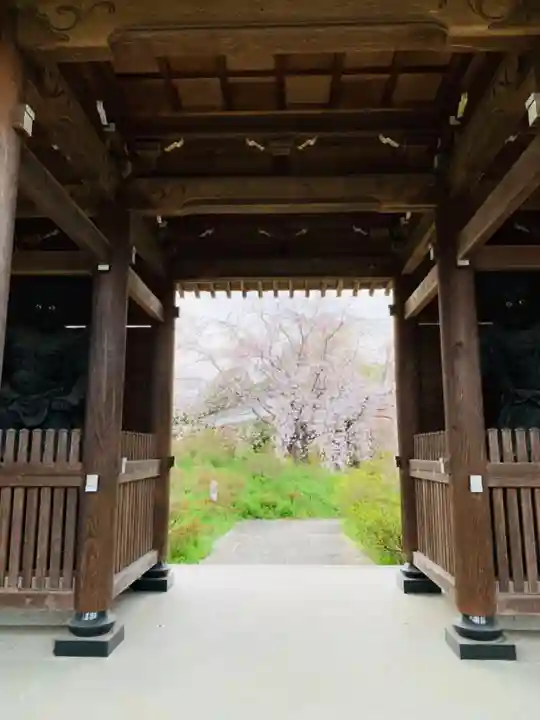 興正寺の山門・神門