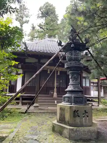興法寺の本殿・本堂