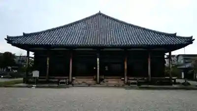 元興寺の本殿・本堂