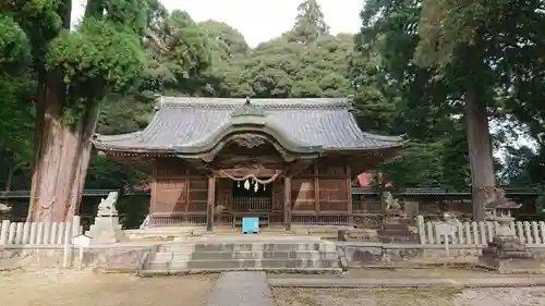 伊富岐神社の本殿・本堂