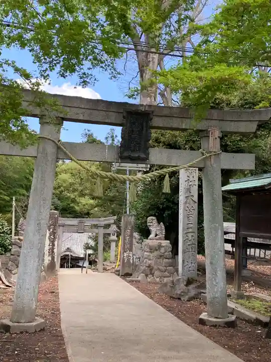 木曽三社神社の鳥居