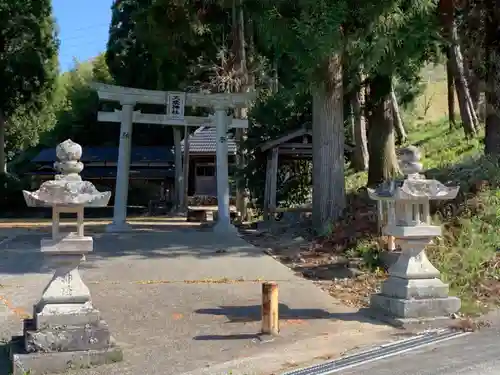 野瀬大歳神社の鳥居