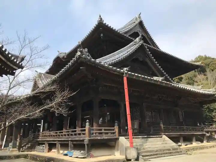 粉河寺の本殿・本堂