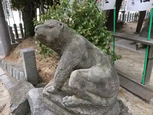 長草八幡社の狛犬