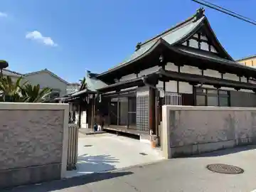 光堂寺の本殿・本堂