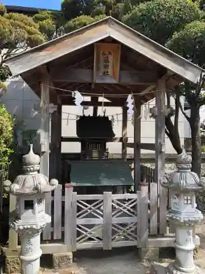 御釜神社の末社・摂社