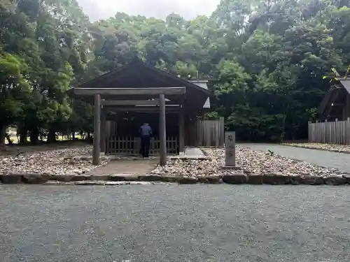 宗像大社の{uncategorized: "未分類", other: "その他", undefined: "問題あり", building: "その他建物", grave: "お墓", sacred_gate: "鳥居", guardian: "狛犬", statue: "像", buddha: "仏像", history: "歴史", nature: "自然", garden: "庭園", animal: "動物", pagoda: "塔", temizu: "手水舎", mountain_gate: "山門・神門", sanctuary: "本殿・本堂", subordinate: "末社・摂社", art: "芸術", scenery: "景色", jizo: "地蔵", ema: "絵馬", goshuin: "御朱印", omikuji: "おみくじ", items: "授与品その他", amulet: "お守り", goshuincho: "御朱印帳", eats: "食事", festival: "お祭り", votive_dance: "神楽", shichigosan: "七五三参", wedding: "結婚式", experience: "体験その他", initially: "初詣", around: "周辺", anti_infection: "感染症対策"}