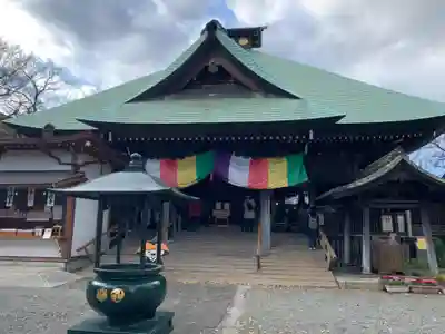 弘明寺の本殿・本堂