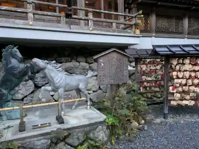 貴船神社の{uncategorized: "未分類", other: "その他", undefined: "問題あり", building: "その他建物", grave: "お墓", sacred_gate: "鳥居", guardian: "狛犬", statue: "像", buddha: "仏像", history: "歴史", nature: "自然", garden: "庭園", animal: "動物", pagoda: "塔", temizu: "手水舎", mountain_gate: "山門・神門", sanctuary: "本殿・本堂", subordinate: "末社・摂社", art: "芸術", scenery: "景色", jizo: "地蔵", ema: "絵馬", goshuin: "御朱印", omikuji: "おみくじ", items: "授与品その他", amulet: "お守り", goshuincho: "御朱印帳", eats: "食事", festival: "お祭り", votive_dance: "神楽", shichigosan: "七五三参", wedding: "結婚式", experience: "体験その他", initially: "初詣", around: "周辺", anti_infection: "感染症対策"}