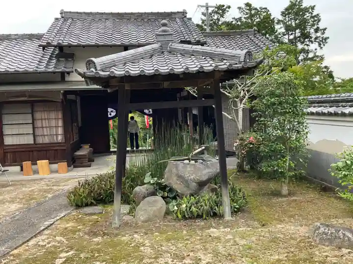 常光寺の手水舎