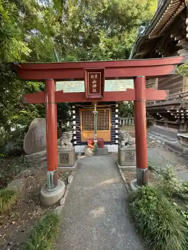 貴船神社の{uncategorized: "未分類", other: "その他", undefined: "問題あり", building: "その他建物", grave: "お墓", sacred_gate: "鳥居", guardian: "狛犬", statue: "像", buddha: "仏像", history: "歴史", nature: "自然", garden: "庭園", animal: "動物", pagoda: "塔", temizu: "手水舎", mountain_gate: "山門・神門", sanctuary: "本殿・本堂", subordinate: "末社・摂社", art: "芸術", scenery: "景色", jizo: "地蔵", ema: "絵馬", goshuin: "御朱印", omikuji: "おみくじ", items: "授与品その他", amulet: "お守り", goshuincho: "御朱印帳", eats: "食事", festival: "お祭り", votive_dance: "神楽", shichigosan: "七五三参", wedding: "結婚式", experience: "体験その他", initially: "初詣", around: "周辺", anti_infection: "感染症対策"}