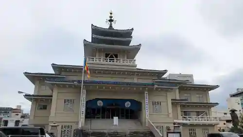 本願寺富山別院の本殿・本堂