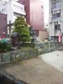 柴田神社の像