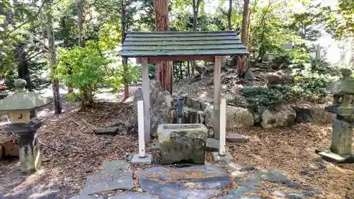 芽生神社の手水舎