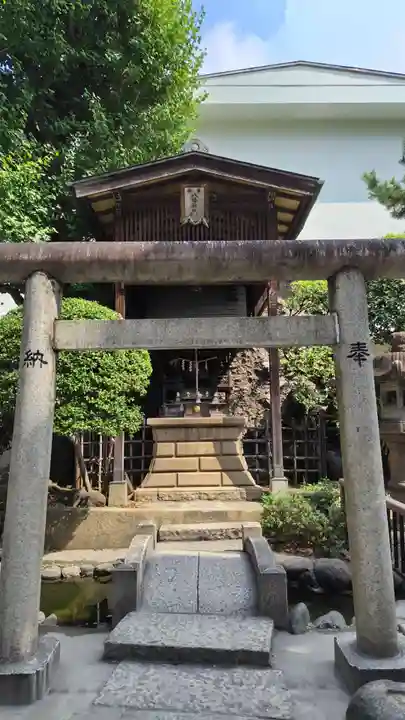 八幡神社(大洲藩加藤家上屋敷跡)(東京都)