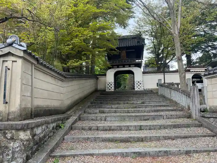 大慈寺の山門・神門