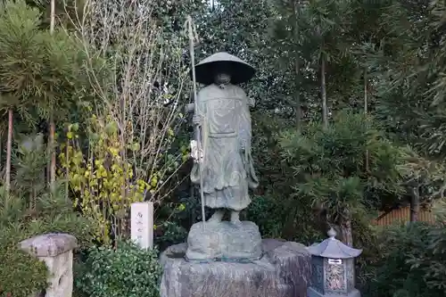 常性寺の像