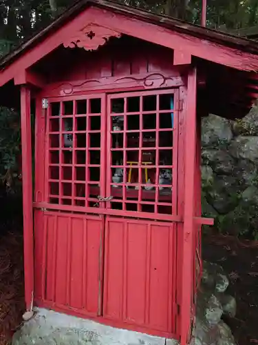 八幡朝見神社の末社・摂社