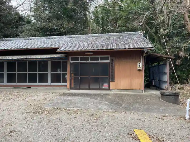清水神社の{uncategorized: "未分類", other: "その他", undefined: "問題あり", building: "その他建物", grave: "お墓", sacred_gate: "鳥居", guardian: "狛犬", statue: "像", buddha: "仏像", history: "歴史", nature: "自然", garden: "庭園", animal: "動物", pagoda: "塔", temizu: "手水舎", mountain_gate: "山門・神門", sanctuary: "本殿・本堂", subordinate: "末社・摂社", art: "芸術", scenery: "景色", jizo: "地蔵", ema: "絵馬", goshuin: "御朱印", omikuji: "おみくじ", items: "授与品その他", amulet: "お守り", goshuincho: "御朱印帳", eats: "食事", festival: "お祭り", votive_dance: "神楽", shichigosan: "七五三参", wedding: "結婚式", experience: "体験その他", initially: "初詣", around: "周辺", anti_infection: "感染症対策"}