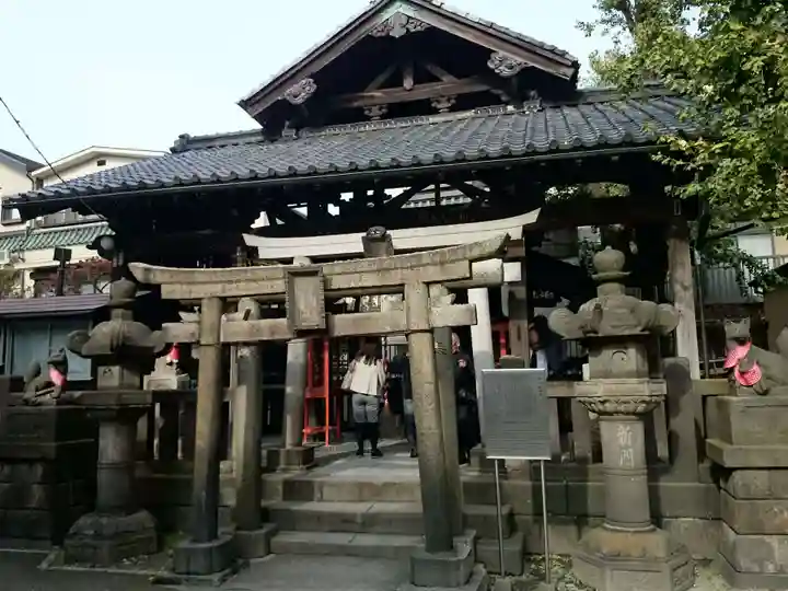 被官稲荷神社のその他建物
