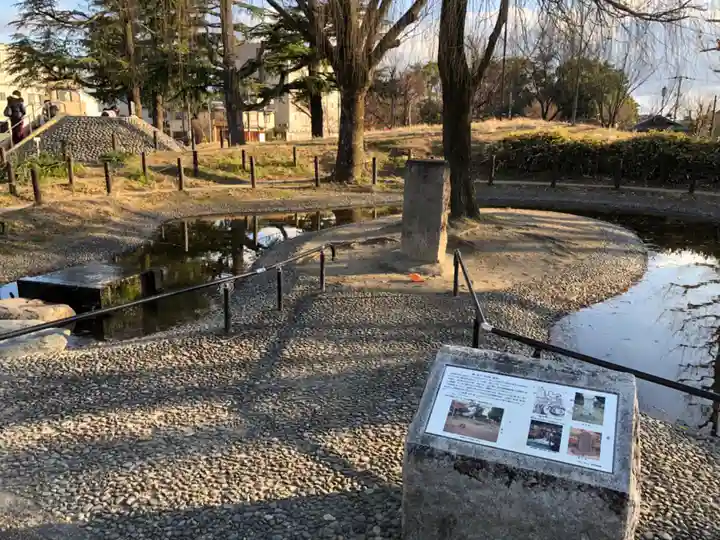 鵺大明神の周辺