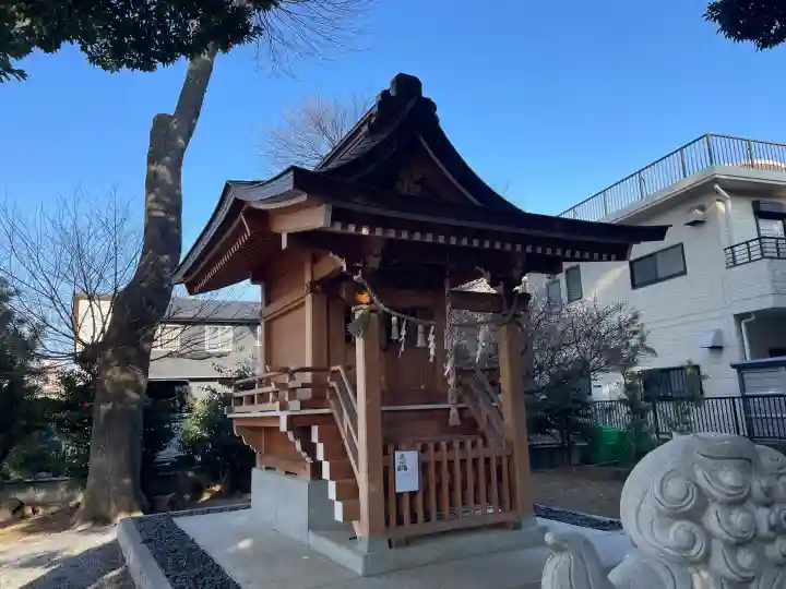 大六天神社の{uncategorized: "未分類", other: "その他", undefined: "問題あり", building: "その他建物", grave: "お墓", sacred_gate: "鳥居", guardian: "狛犬", statue: "像", buddha: "仏像", history: "歴史", nature: "自然", garden: "庭園", animal: "動物", pagoda: "塔", temizu: "手水舎", mountain_gate: "山門・神門", sanctuary: "本殿・本堂", subordinate: "末社・摂社", art: "芸術", scenery: "景色", jizo: "地蔵", ema: "絵馬", goshuin: "御朱印", omikuji: "おみくじ", items: "授与品その他", amulet: "お守り", goshuincho: "御朱印帳", eats: "食事", festival: "お祭り", votive_dance: "神楽", shichigosan: "七五三参", wedding: "結婚式", experience: "体験その他", initially: "初詣", around: "周辺", anti_infection: "感染症対策"}
