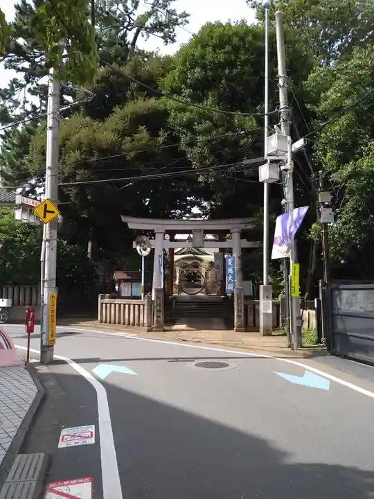 天沼八幡神社の鳥居