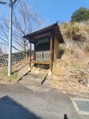 稲荷山子育地蔵堂(栃木県)