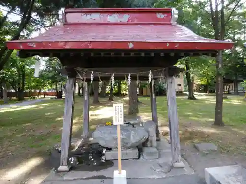 帯廣神社の手水