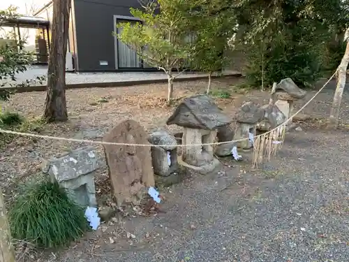 六所神社の末社