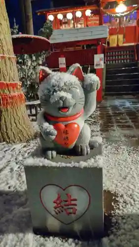 鹿角八坂神社の狛犬