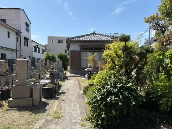 法蔵院の{uncategorized: "未分類", other: "その他", undefined: "問題あり", building: "その他建物", grave: "お墓", sacred_gate: "鳥居", guardian: "狛犬", statue: "像", buddha: "仏像", history: "歴史", nature: "自然", garden: "庭園", animal: "動物", pagoda: "塔", temizu: "手水舎", mountain_gate: "山門・神門", sanctuary: "本殿・本堂", subordinate: "末社・摂社", art: "芸術", scenery: "景色", jizo: "地蔵", ema: "絵馬", goshuin: "御朱印", omikuji: "おみくじ", items: "授与品その他", amulet: "お守り", goshuincho: "御朱印帳", eats: "食事", festival: "お祭り", votive_dance: "神楽", shichigosan: "七五三参", wedding: "結婚式", experience: "体験その他", initially: "初詣", around: "周辺", anti_infection: "感染症対策"}
