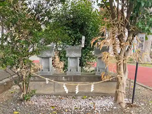 髙部屋神社の末社・摂社