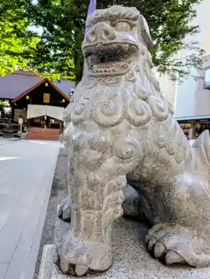 北海道神宮頓宮の狛犬