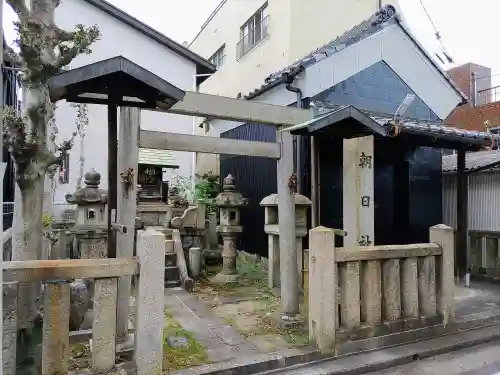 朝日社の鳥居