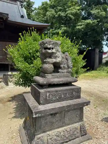出雲神社の像