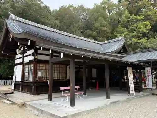 奈良縣護國神社の{uncategorized: "未分類", other: "その他", undefined: "問題あり", building: "その他建物", grave: "お墓", sacred_gate: "鳥居", guardian: "狛犬", statue: "像", buddha: "仏像", history: "歴史", nature: "自然", garden: "庭園", animal: "動物", pagoda: "塔", temizu: "手水舎", mountain_gate: "山門・神門", sanctuary: "本殿・本堂", subordinate: "末社・摂社", art: "芸術", scenery: "景色", jizo: "地蔵", ema: "絵馬", goshuin: "御朱印", omikuji: "おみくじ", items: "授与品その他", amulet: "お守り", goshuincho: "御朱印帳", eats: "食事", festival: "お祭り", votive_dance: "神楽", shichigosan: "七五三参", wedding: "結婚式", experience: "体験その他", initially: "初詣", around: "周辺", anti_infection: "感染症対策"}