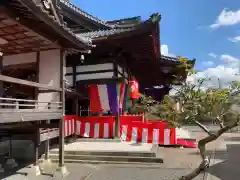 芳春寺の本殿