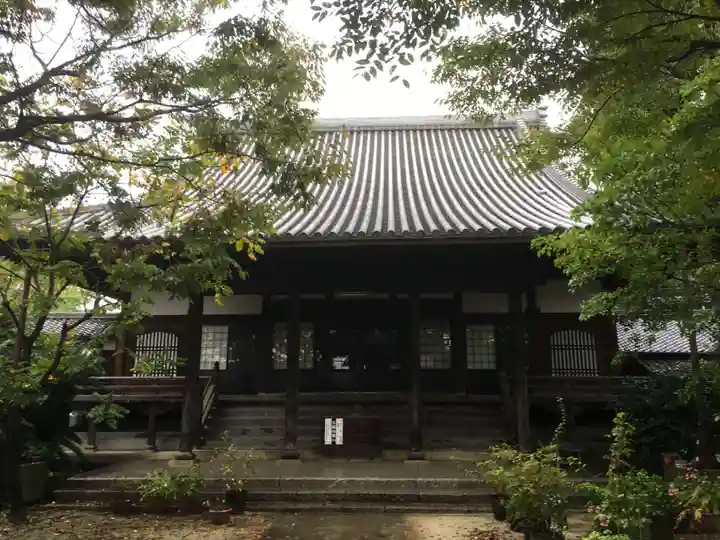 光照寺の本殿・本堂