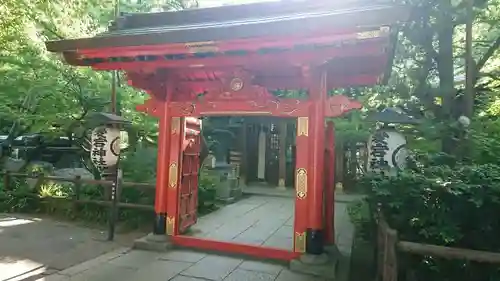 愛宕神社の山門・神門
