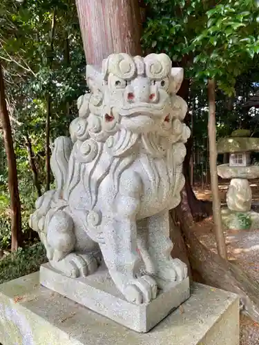 立志神社の狛犬