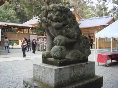 宝登山神社の狛犬