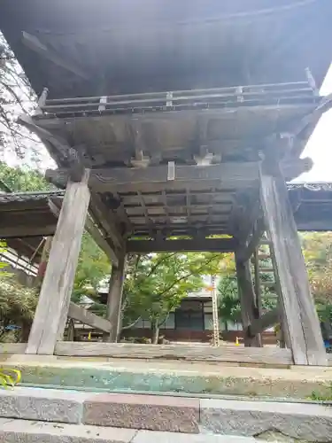 陽泰寺の山門・神門