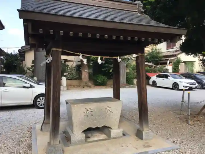 小村田氷川神社の手水舎