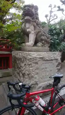 秋葉神社の狛犬